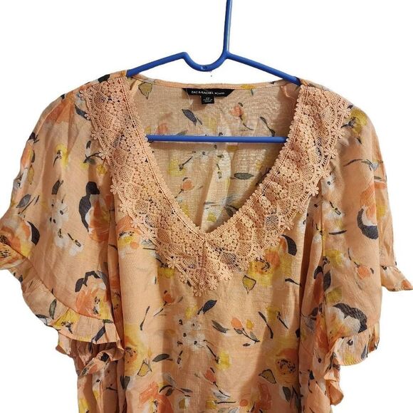 Zac & Rachel NWT 2x Peach Flowy Lace Trim Lightweight Floral Top - Picture 3 of 7